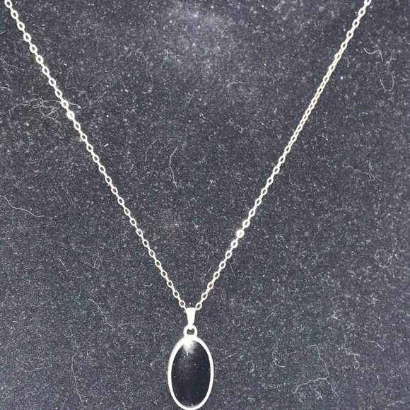 19" Vintage Cable chain with Onyx Starburst Pendant - Picture 2 of 16